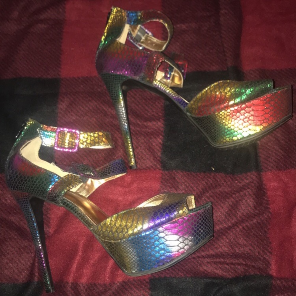 Metallic snakeskin platform heels